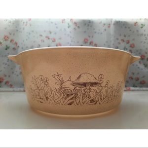 Pyrex Mushroom Print Bowl
